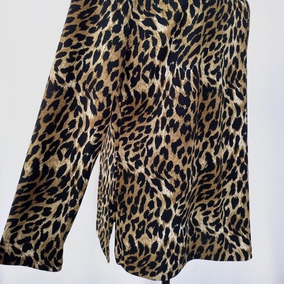 John Paul Richard Leopard Print Stretch Knit Boatneck Blouse - Picture 8 of 11